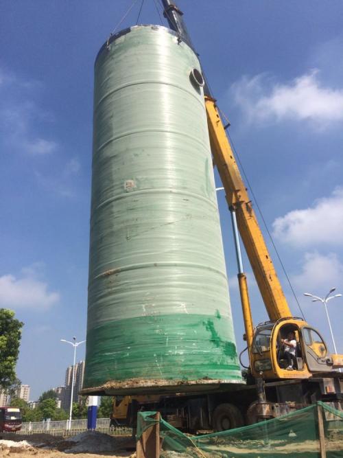 一體化預制泵站安裝現場